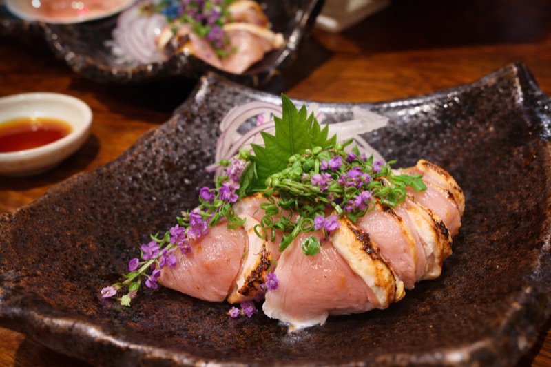What is Chicken Tataki? Japan's Lightly Seared Chicken Sashimi