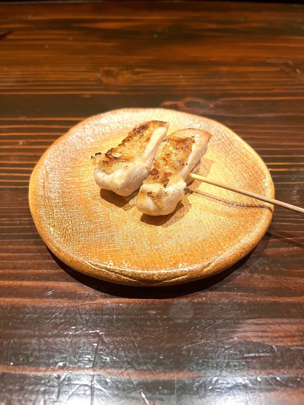 Momo (chicken thigh) salt-grilled yakitori